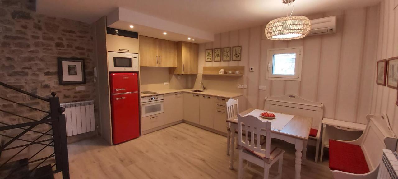 Apartamentos Casa Isabale Biescas  Dış mekan fotoğraf